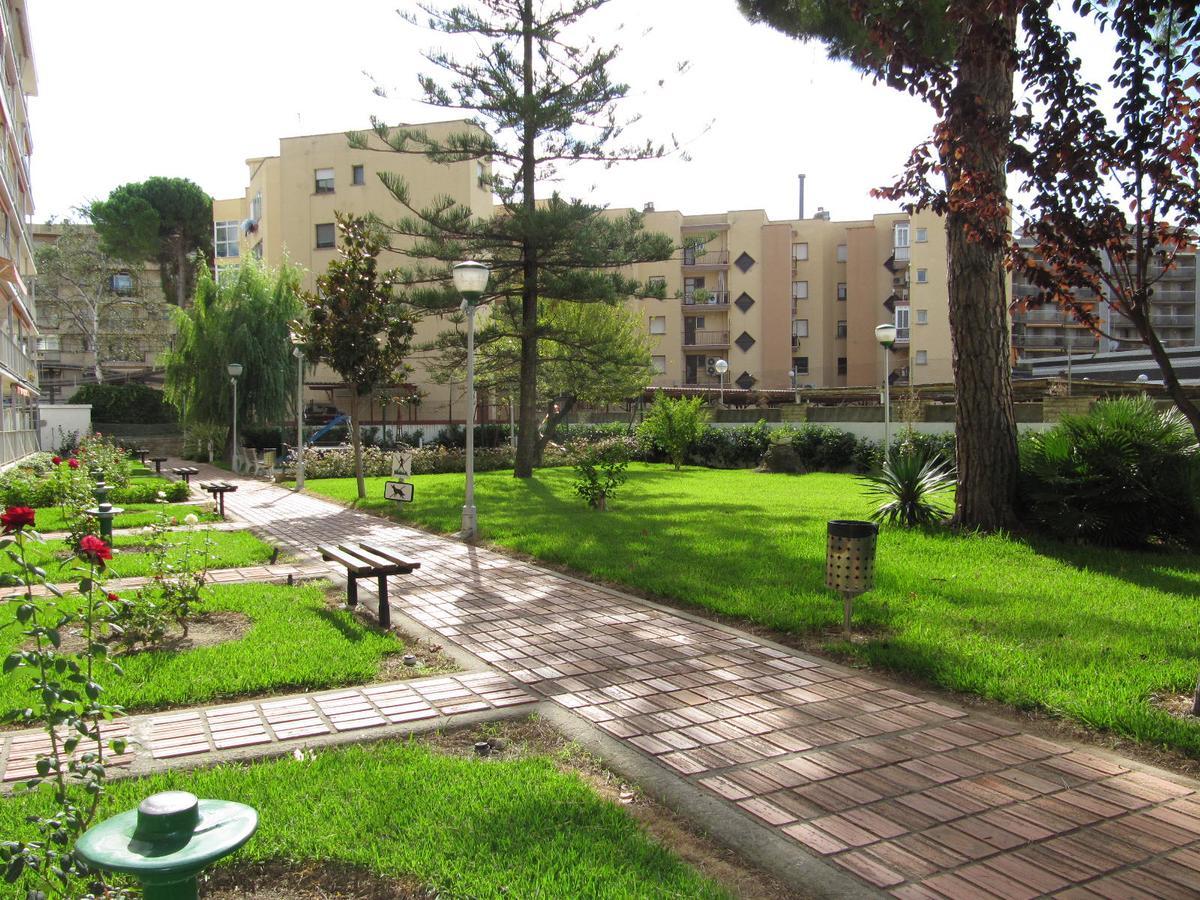 סאלו Apartamentos Hesperia Palmyra מראה חיצוני תמונה
